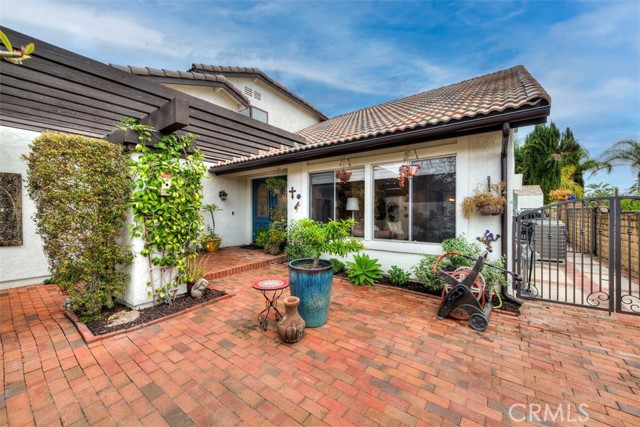 26752 Magdalena Lane, Mission Viejo CA: https://media.crmls.org/medias/b493b573-61ed-43da-80f7-3fb853223665.jpg