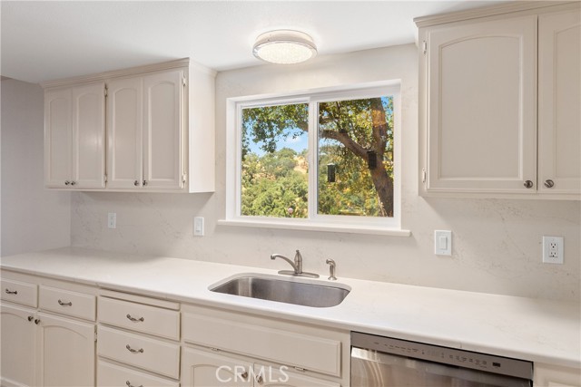 10755 Santa Ana Road, Atascadero CA: https://media.crmls.org/medias/b493cbda-892b-40ce-b748-907cba95782e.jpg