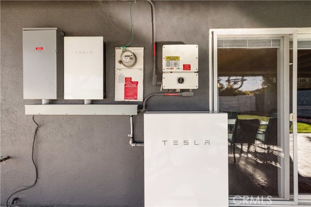 Detail Gallery Image 40 of 47 For 27933 Honeycomb Dr, Saugus,  CA 91350 - 4 Beds | 2/1 Baths