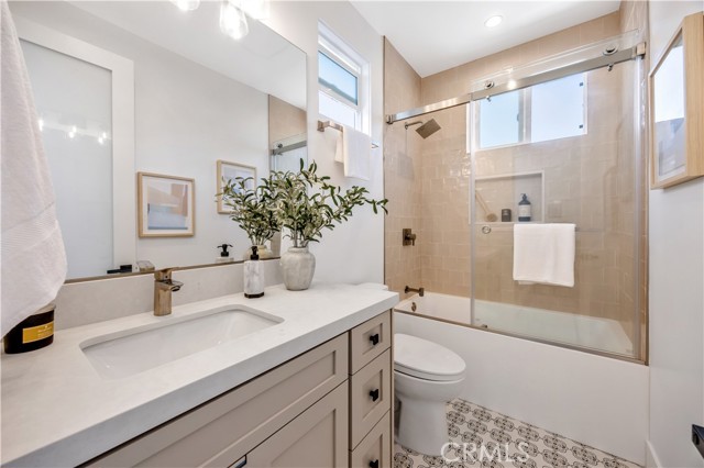 Detail Gallery Image 31 of 47 For 2619 Huntington Ln #B,  Redondo Beach,  CA 90278 - 4 Beds | 3/1 Baths