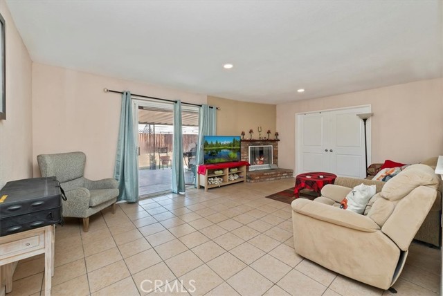 Detail Gallery Image 7 of 28 For 13714 Boeing St, Moreno Valley,  CA 92553 - 3 Beds | 2 Baths