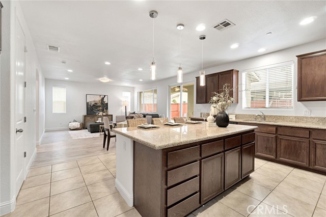 Detail Gallery Image 19 of 49 For 1776 Whiteash, Clovis,  CA 93619 - 4 Beds | 4 Baths