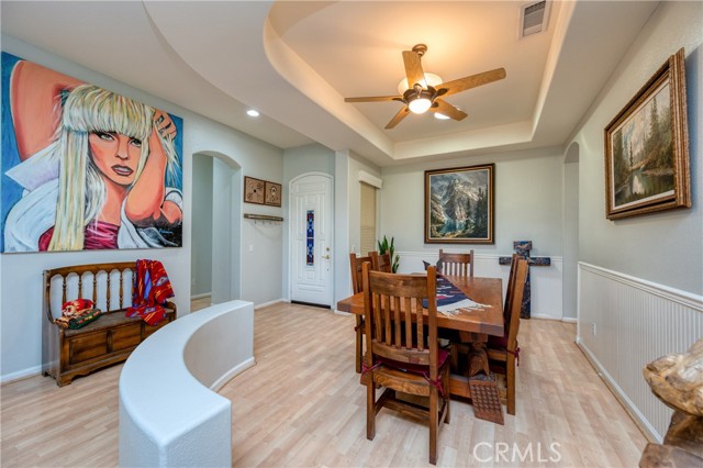 Detail Gallery Image 5 of 36 For 9152 Reserve, Corona,  CA 92883 - 2 Beds | 2/1 Baths