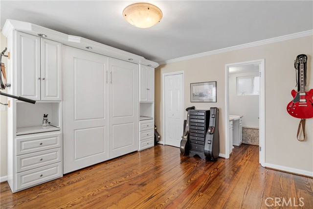 319 26th Place, Manhattan Beach, California 90266, 3 Bedrooms Bedrooms, ,2 BathroomsBathrooms,Residential,Sold,26th,SB22115573