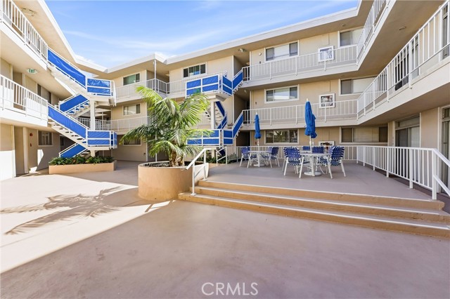 Detail Gallery Image 7 of 70 For 383 Bay Shore #203,  Long Beach,  CA 90803 - 2 Beds | 2 Baths