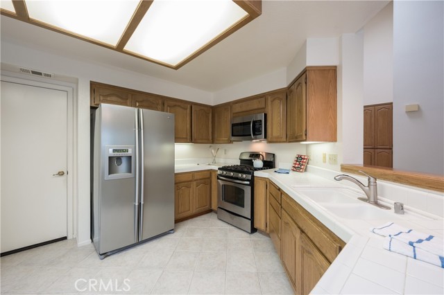 Detail Gallery Image 13 of 28 For 611 Riviera Cir, Nipomo,  CA 93444 - 2 Beds | 2 Baths