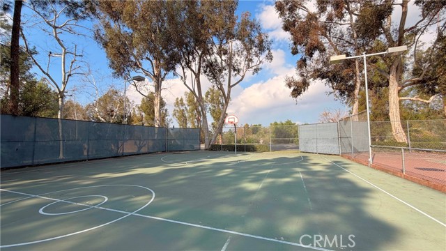 Detail Gallery Image 6 of 14 For 20702 El Toro, Lake Forest,  CA 92630 - 1 Beds | 1 Baths