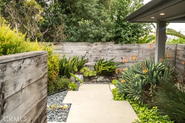 3020 Ironwood Avenue, Morro Bay CA: https://media.crmls.org/medias/b496c78d-c9c3-4cbd-b09f-4f762ce1ba91.jpg