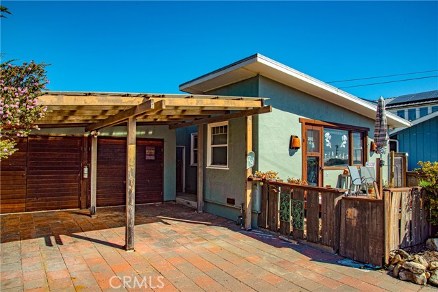 Detail Gallery Image 2 of 28 For 79 Pacific Ave, Cayucos,  CA 93430 - 2 Beds | 2 Baths