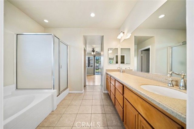 Detail Gallery Image 16 of 31 For 3175 Sand Pine Trl, Hemet,  CA 92545 - 4 Beds | 3/1 Baths