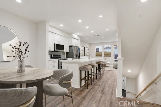 Detail Gallery Image 11 of 16 For 15331 Jasmine Ln #105,  Gardena,  CA 90249 - 4 Beds | 4 Baths