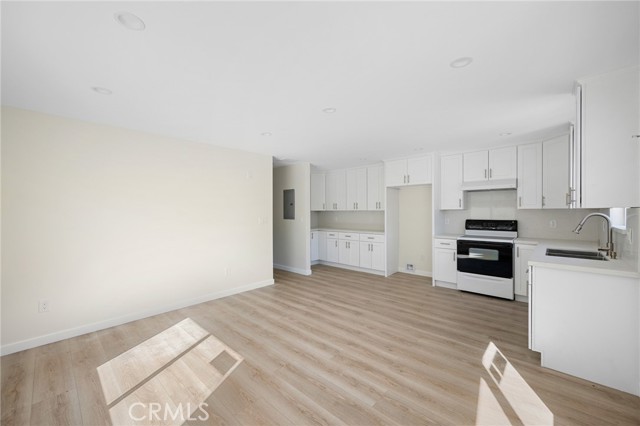 Detail Gallery Image 7 of 17 For 631 W California Ave a,  Glendale,  CA 91203 - 2 Beds | 2 Baths