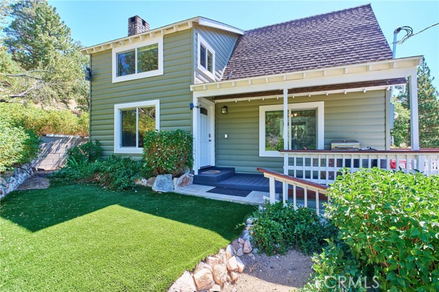 39676 Oak Glen Road, Fawnskin CA: https://media.crmls.org/medias/b4998169-e682-4052-bd9d-d53fd493b4dd.jpg