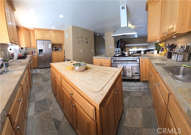 27657 Ironstone DR Unit: 2