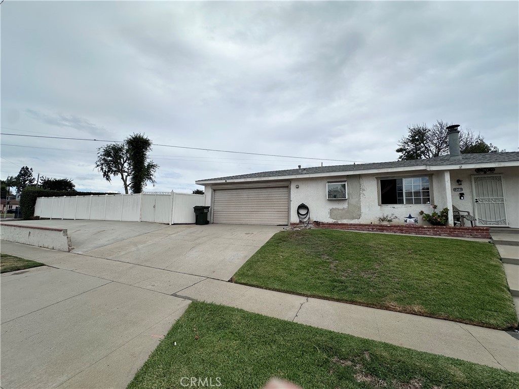 13481 Meyer Rd