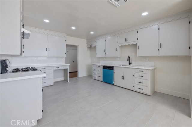 Detail Gallery Image 21 of 52 For 21199 S Feland Ave, Riverdale,  CA 93656 - 3 Beds | 2 Baths