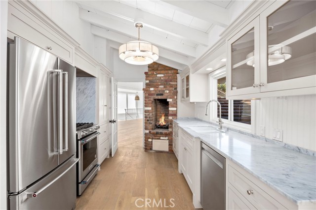 B49dff6e 3289 4941 8e59 74921dab8a83