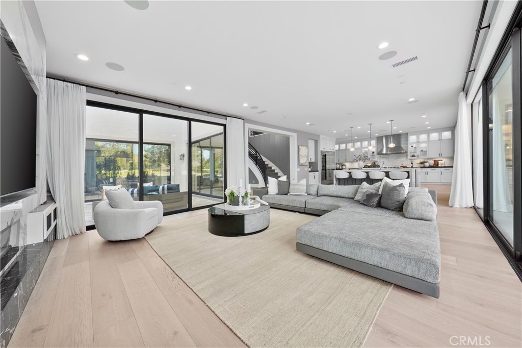 MLS #OC26159234 image #11