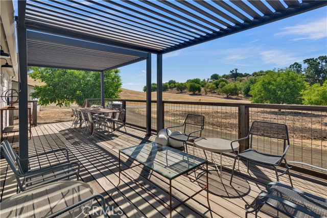 Detail Gallery Image 4 of 40 For 990 Akron Rd, Templeton,  CA 93465 - 3 Beds | 2 Baths