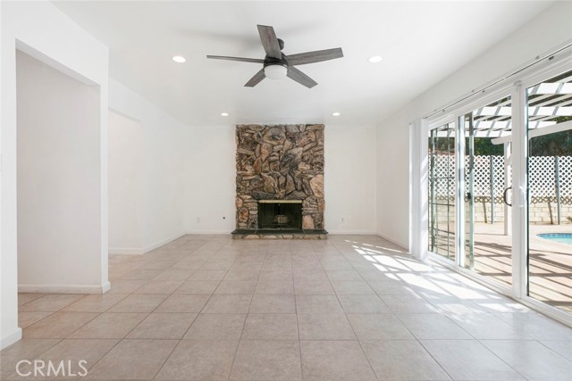 Detail Gallery Image 19 of 67 For 12457 Bradford Pl, Granada Hills,  CA 91344 - 4 Beds | 3 Baths