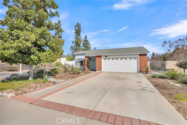 Image 2 for 3093 Strassbourg Dr, Riverside, CA 92504