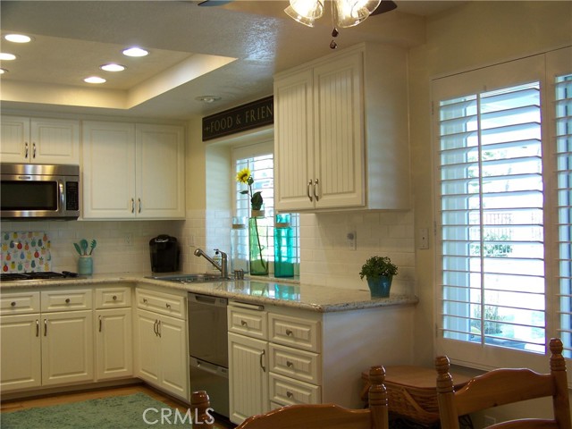 Detail Gallery Image 16 of 31 For 21561 Midcrest Dr, Lake Forest,  CA 92630 - 3 Beds | 2/1 Baths