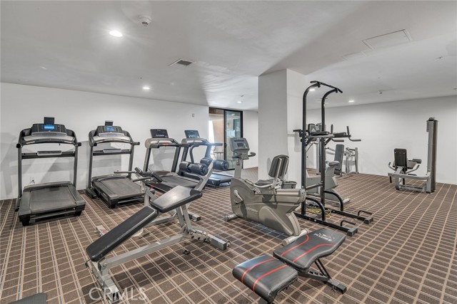 625 S Berendo Street, Los Angeles CA: https://media.crmls.org/medias/b4a089a2-b4bb-425d-bd61-fdadf542f0d6.jpg
