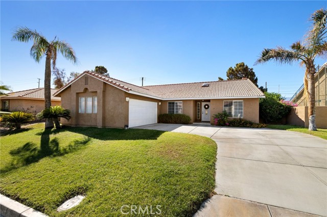 Detail Gallery Image 3 of 51 For 73771 White Sands Dr, Thousand Palms,  CA 92276 - 4 Beds | 2 Baths