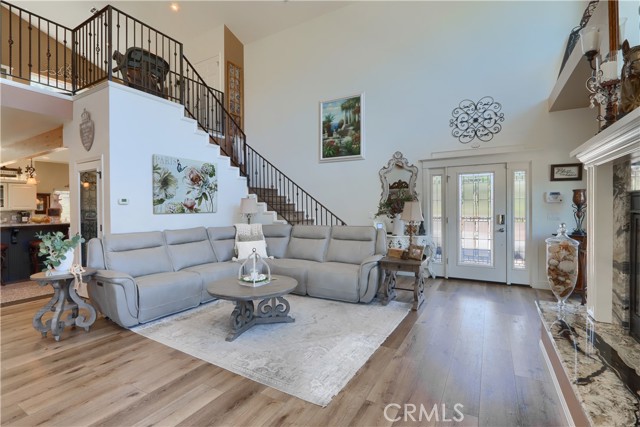 Detail Gallery Image 9 of 66 For 42038 Empty Creek, Oakhurst,  CA 93644 - 3 Beds | 2 Baths