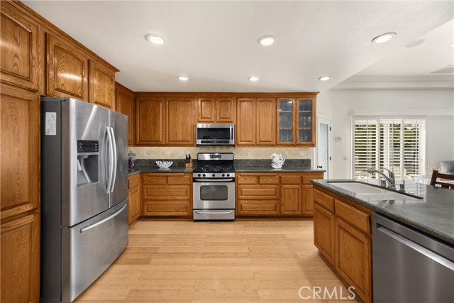 Detail Gallery Image 7 of 56 For 6183 Malvern Ave, Rancho Cucamonga,  CA 91737 - 3 Beds | 2 Baths