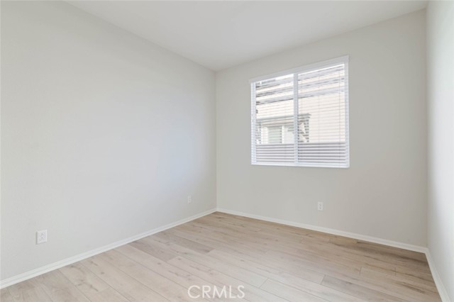 Detail Gallery Image 13 of 35 For 2107 Helconia Ct, Palmdale,  CA 93551 - 3 Beds | 2 Baths