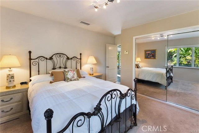 Detail Gallery Image 13 of 28 For 5655 Katherine Ave, Sherman Oaks,  CA 91401 - 2 Beds | 1 Baths