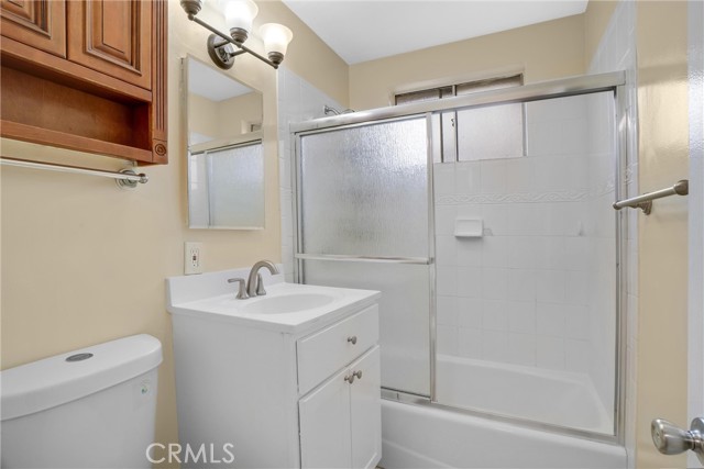 Detail Gallery Image 16 of 23 For 185 S. Bush St, Orange,  CA 92868 - 2 Beds | 1 Baths