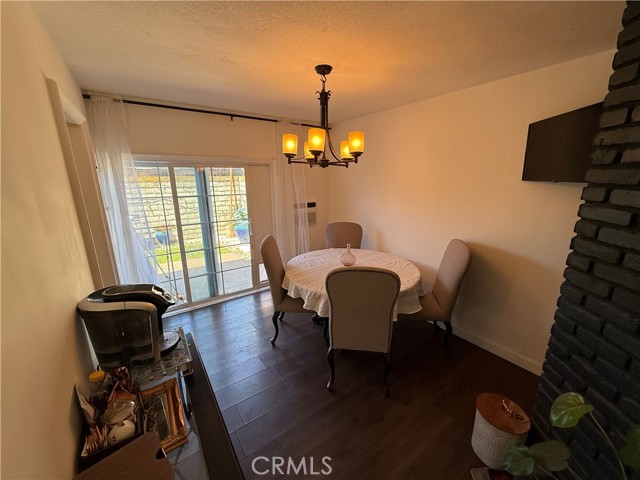 Detail Gallery Image 7 of 36 For 1107 W Memory Ln 17b,  Santa Ana,  CA 92706 - 3 Beds | 1/1 Baths