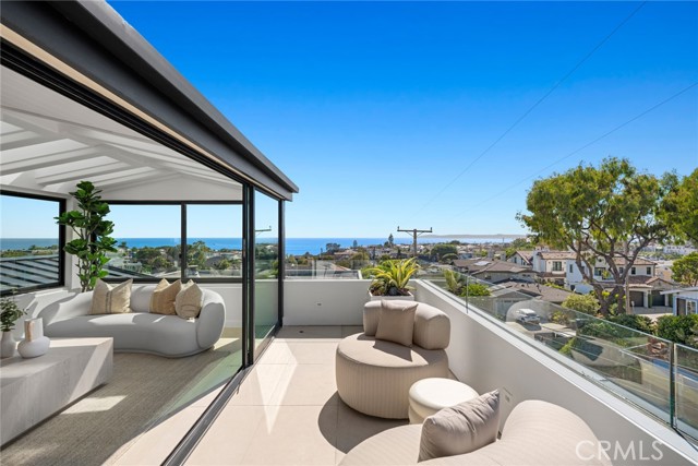 Detail Gallery Image 36 of 53 For 504 Hazel Dr, Corona Del Mar,  CA 92625 - 4 Beds | 3/1 Baths