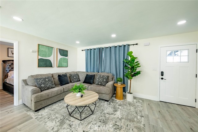 Detail Gallery Image 18 of 31 For 8056 Whitmore, Rosemead,  CA 91770 - 2 Beds | 2 Baths