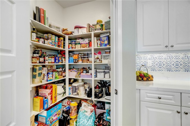 Like to cook? Check out this pantry!