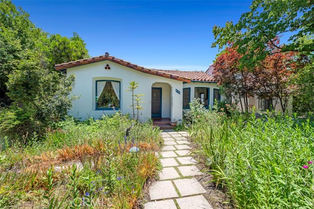 Detail Gallery Image 1 of 41 For 456 Baughman Ave, Claremont,  CA 91711 - 3 Beds | 2 Baths