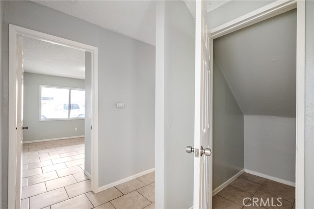 Detail Gallery Image 9 of 20 For 213 E 87th Pl, Los Angeles,  CA 90003 - – Beds | – Baths