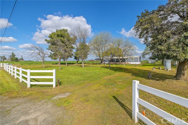 Detail Gallery Image 3 of 45 For 13941 9th Ave, Hanford,  CA 93230 - 3 Beds | 2 Baths