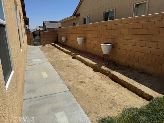 Detail Gallery Image 14 of 14 For 13258 Plaza Laredo Way, Victorville,  CA 92395 - 3 Beds | 2 Baths