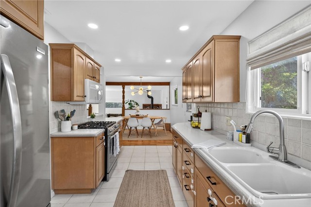 Detail Gallery Image 23 of 41 For 18309 Faysmith Ave, Torrance,  CA 90504 - 3 Beds | 2 Baths