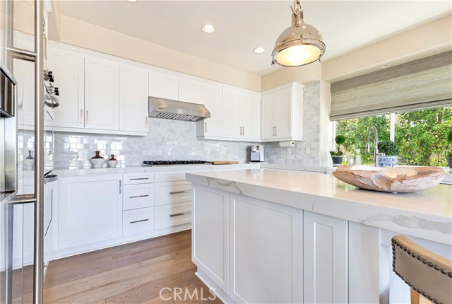 1435 High Bluff Drive, Newport Beach CA: https://media.crmls.org/medias/b4a807f7-cadd-4dd5-b5af-60d07b41c4d7.jpg