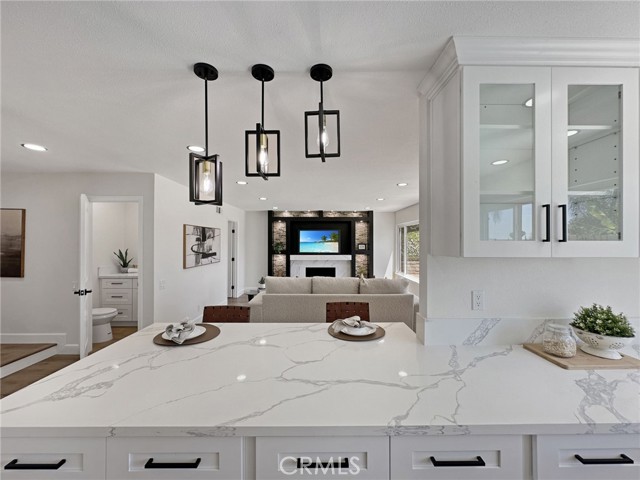 26862 Salazar Drive, Mission Viejo CA: https://media.crmls.org/medias/b4a8197f-afe1-420a-a6c0-1fe1d77066bb.jpg