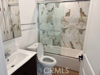 Detail Gallery Image 9 of 14 For 18906 Lassen St, Northridge,  CA 91324 - 2 Beds | 2 Baths