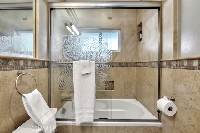150 Cress Street, Laguna Beach CA: https://media.crmls.org/medias/b4a8eef1-80b5-45cc-a563-1d9e8d750c2c.jpg