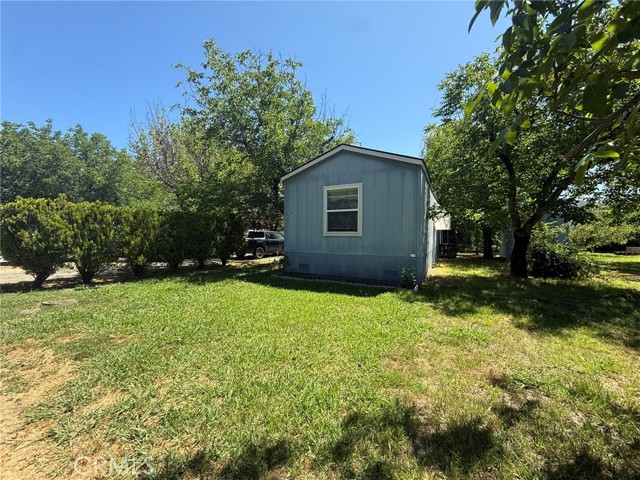 375 State 20 E Highway, Upper Lake CA: https://media.crmls.org/medias/b4a9031c-19b3-4c7e-b43e-f078c65ea674.jpg