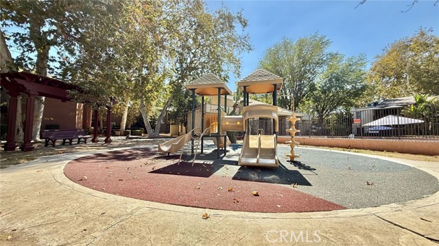 Detail Gallery Image 35 of 37 For 18350 Hatteras, Tarzana,  CA 91356 - 3 Beds | 2 Baths