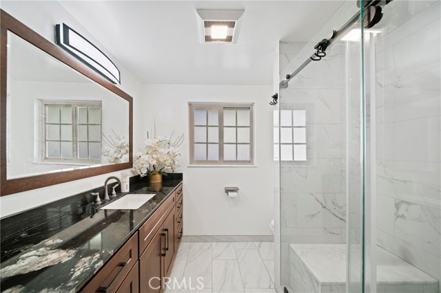 2415 Casa Grande Street, Pasadena CA: https://media.crmls.org/medias/b4a986ea-7191-426a-8217-3c3f5eda8312.jpg