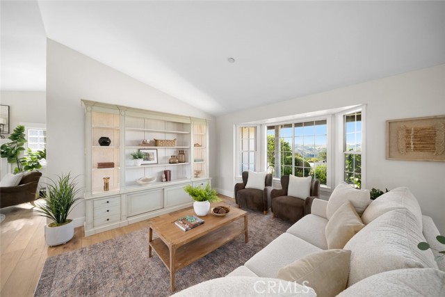 2650 Skyview Trail, San Luis Obispo CA: https://media.crmls.org/medias/b4aaabe1-f16b-4e0b-868e-7044e7addd70.jpg